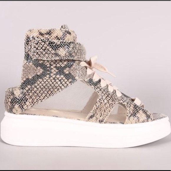 ❗️Last Pair Size 5❗️Snakeskin & Mesh Sneakers - Picture 2 of 4
